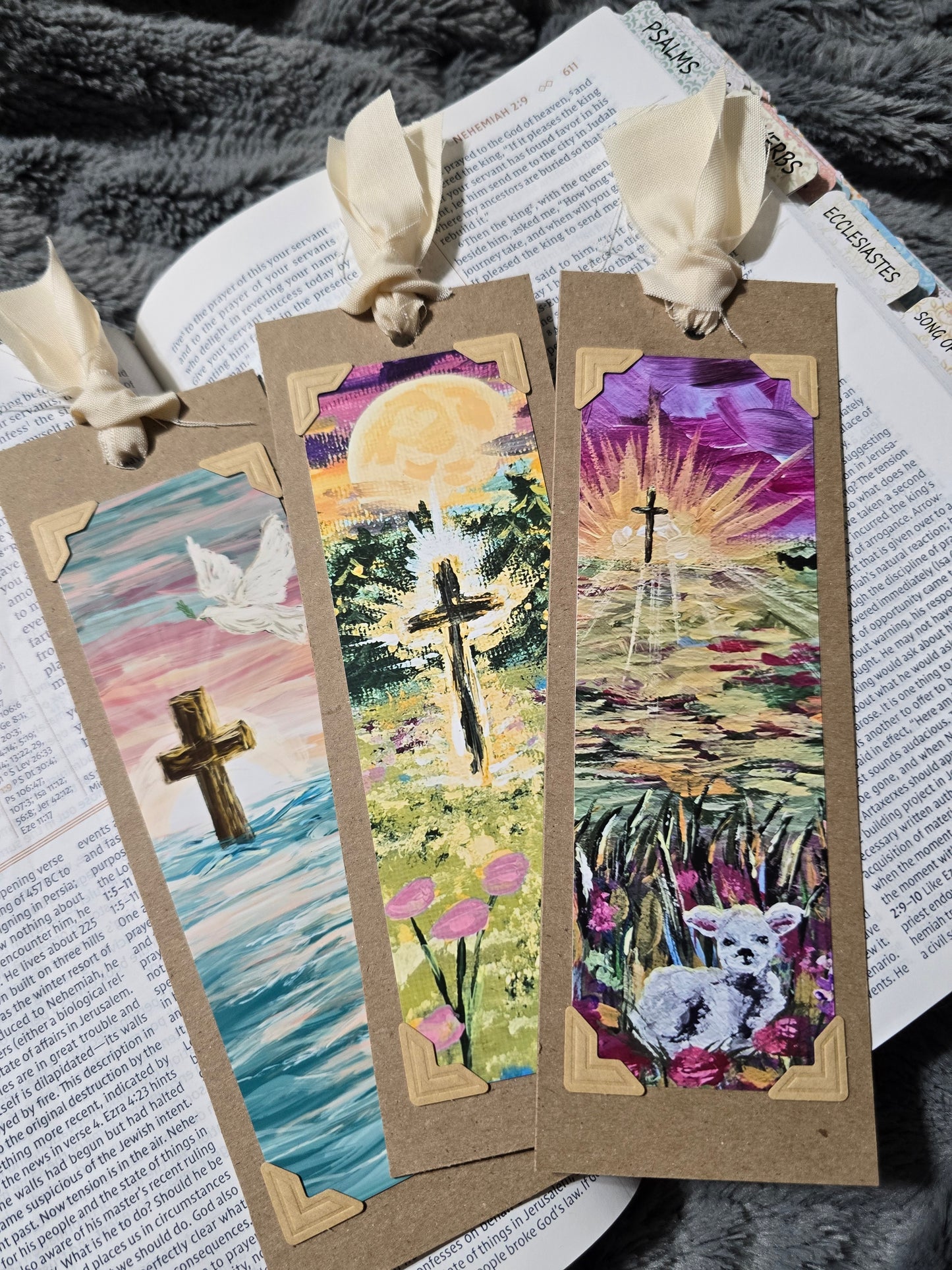 Beauty At Rock Bottom. Bookmark.